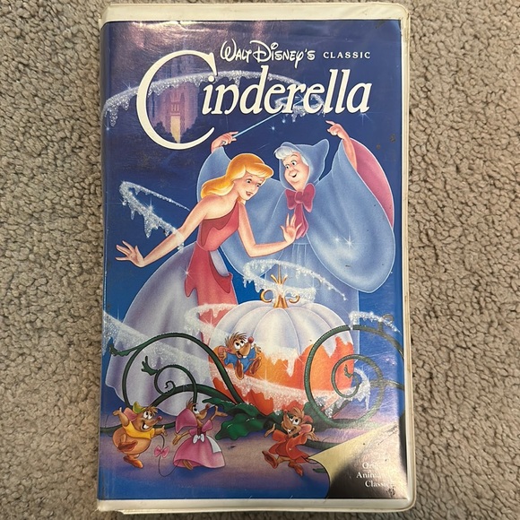 Walt Disney Cinderella VHS Tape - Picture 1 of 2